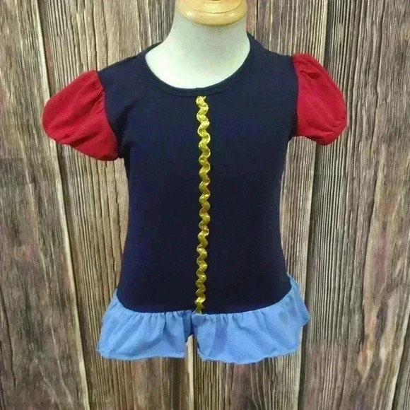 Adorable Essentials Top - Picture 2 of 4